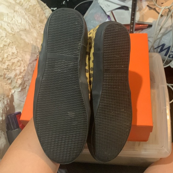 A Lot Size 10 shoes - Picture 4 of 15